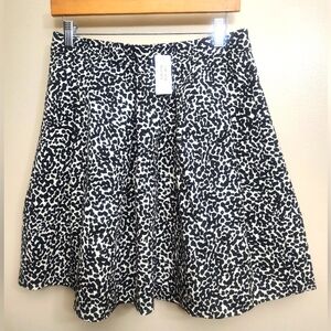 Banana Republic leopard pleated skirt sz 4